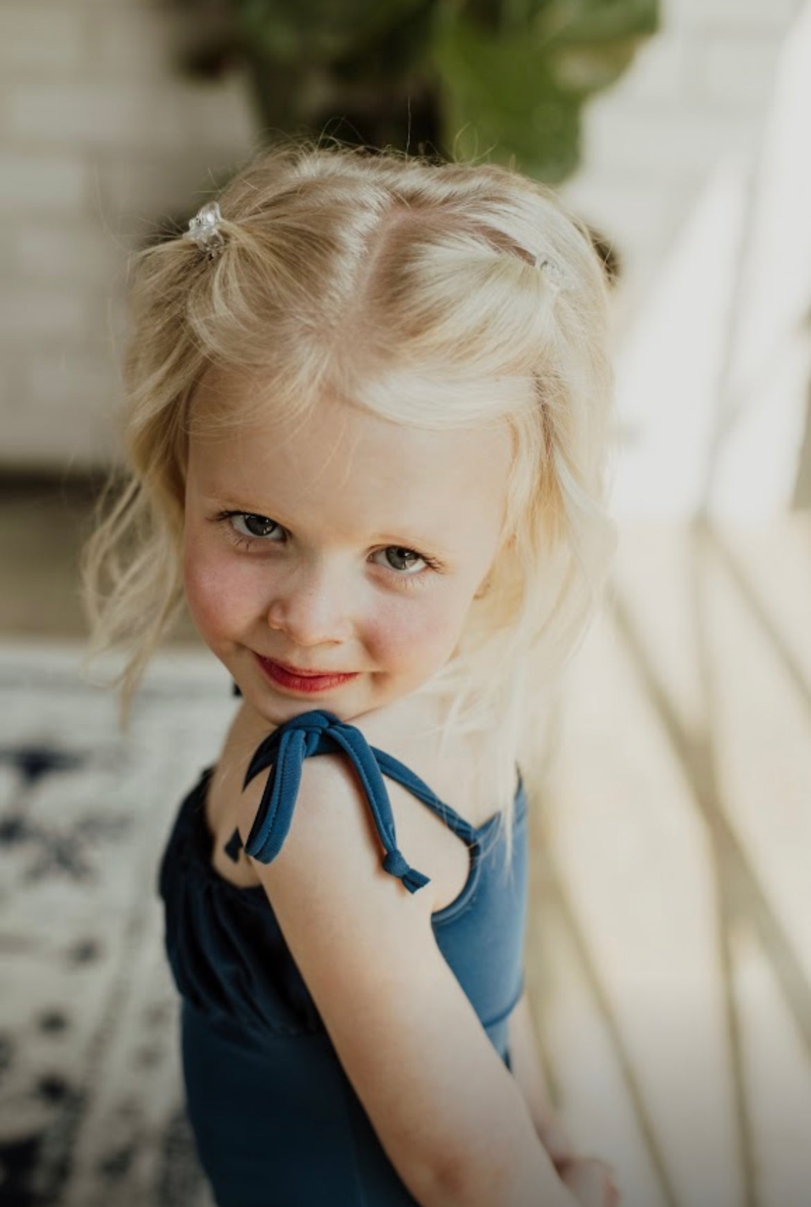 Little Li Na Little Lina – Basic Essential
