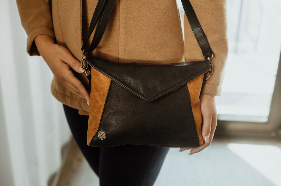 Louisa – Basic Essential